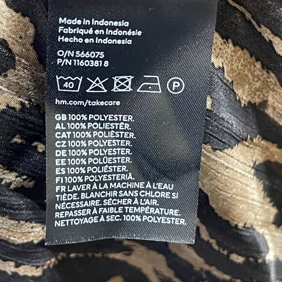 New H & M Women's Blouse Brown Black Leopard Size S Small Mock Neck - Picture 9 of 10